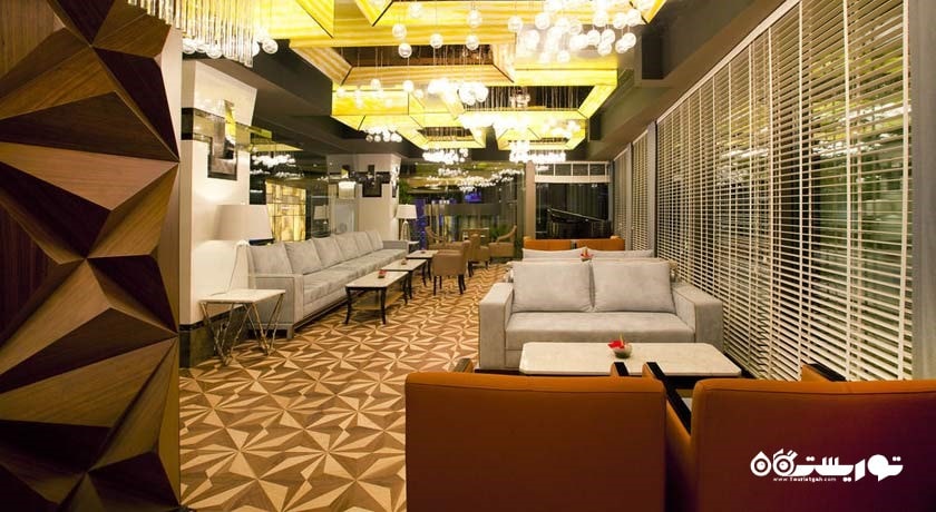 لونا لانج هتل بلو ردیسون ایستانبول پرا